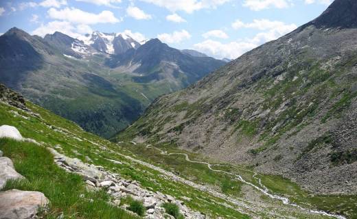 <br />Vendredi également, nous avons eu une vue magnifique sur une vallée alpine.